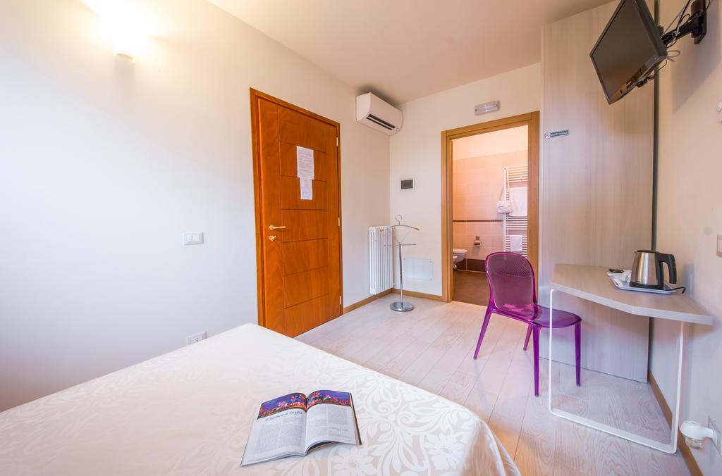 Agriturismo Ca' La Pergola Lugagnano Ngoại thất bức ảnh