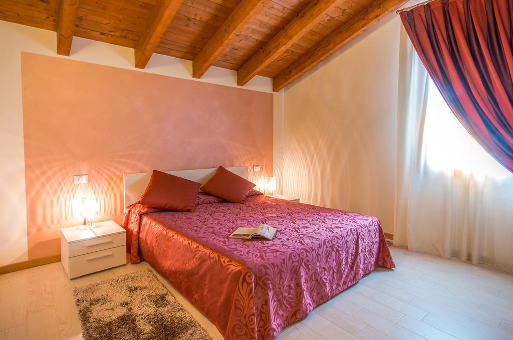 Agriturismo Ca' La Pergola Lugagnano Ngoại thất bức ảnh