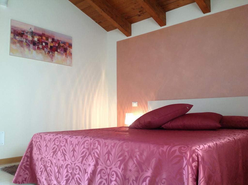 Agriturismo Ca' La Pergola Lugagnano Phòng bức ảnh
